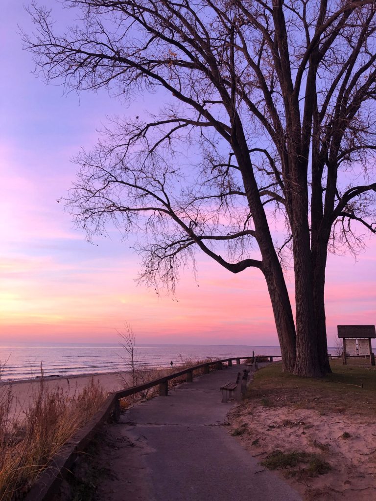 Picture of a sunset at the beach